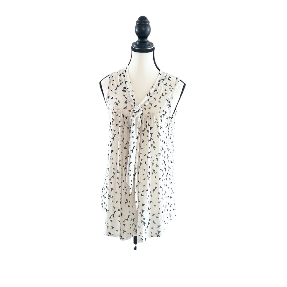 Ember Missy Flowy Sleeveless Cream Bird-Print Tie-Neck Blouse Medium